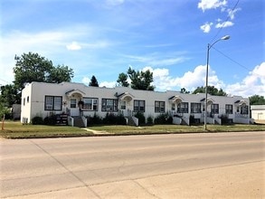 Central Avenue Apartments in Malta, MT - Building Photo - Building Photo