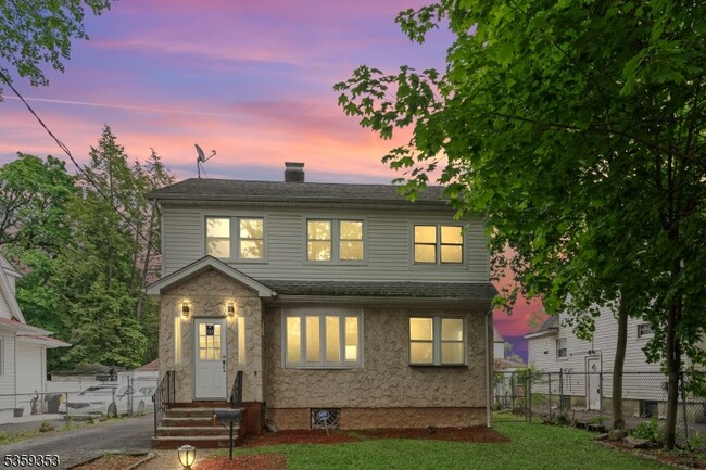 1153 Margaret St in Teaneck, NJ - Building Photo - Building Photo