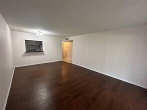 4167 NW 90th Ave in Coral Springs, FL - Building Photo - Building Photo