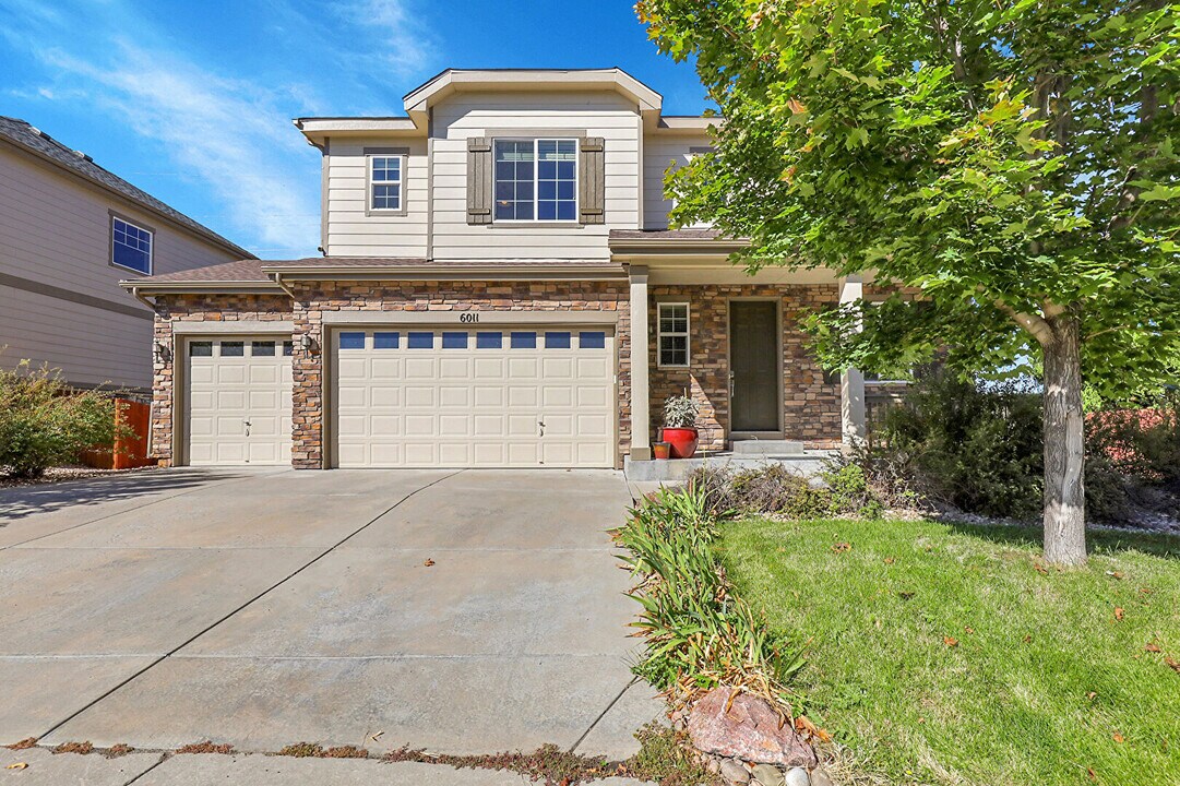 6011 S Irvington Ct in Aurora, CO - Building Photo
