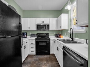 6103 Dane Dr in Dallas, NC - Building Photo - Building Photo