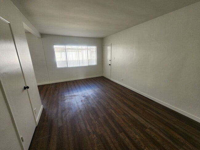 15221 S Raymond Ave in Gardena, CA - Building Photo - Building Photo