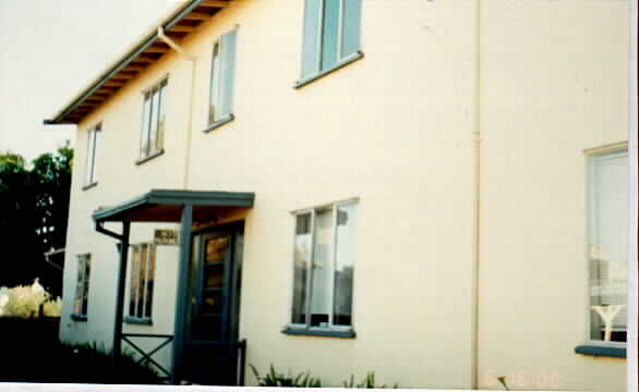 1129-1143 Grove Way in Hayward, CA - Building Photo - Building Photo