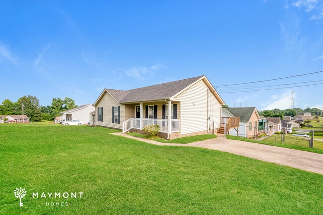 241 Stephanie Dr in Clarksville, TN - Building Photo - Building Photo