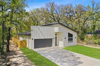 6172 Chickasaw Dr in Mabank, TX - Building Photo - Building Photo