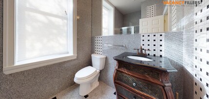 2101 Bolton St, Unit 3 in Baltimore, MD - Building Photo - Building Photo