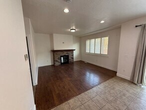 1888 Woodview Dr W in Lehi, UT - Building Photo - Building Photo