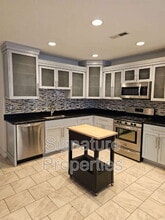 2312 W Cary St in Richmond, VA - Building Photo - Building Photo