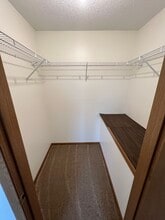 85 Sugar Creek Ln, Unit 202 in North Liberty, IA - Building Photo - Building Photo