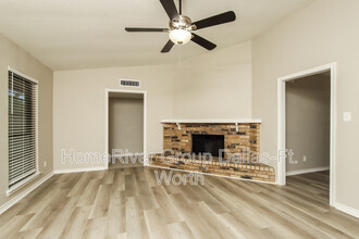 7009 Emory Oak Ln in Dallas, TX - Building Photo - Building Photo