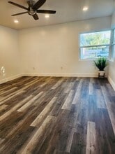 1211 9th Ave S in St. Petersburg, FL - Foto de edificio - Building Photo