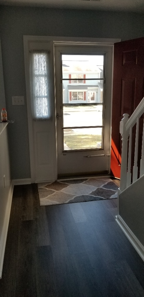 309 Crestwood Ct in Yorktown, VA - Building Photo - Building Photo