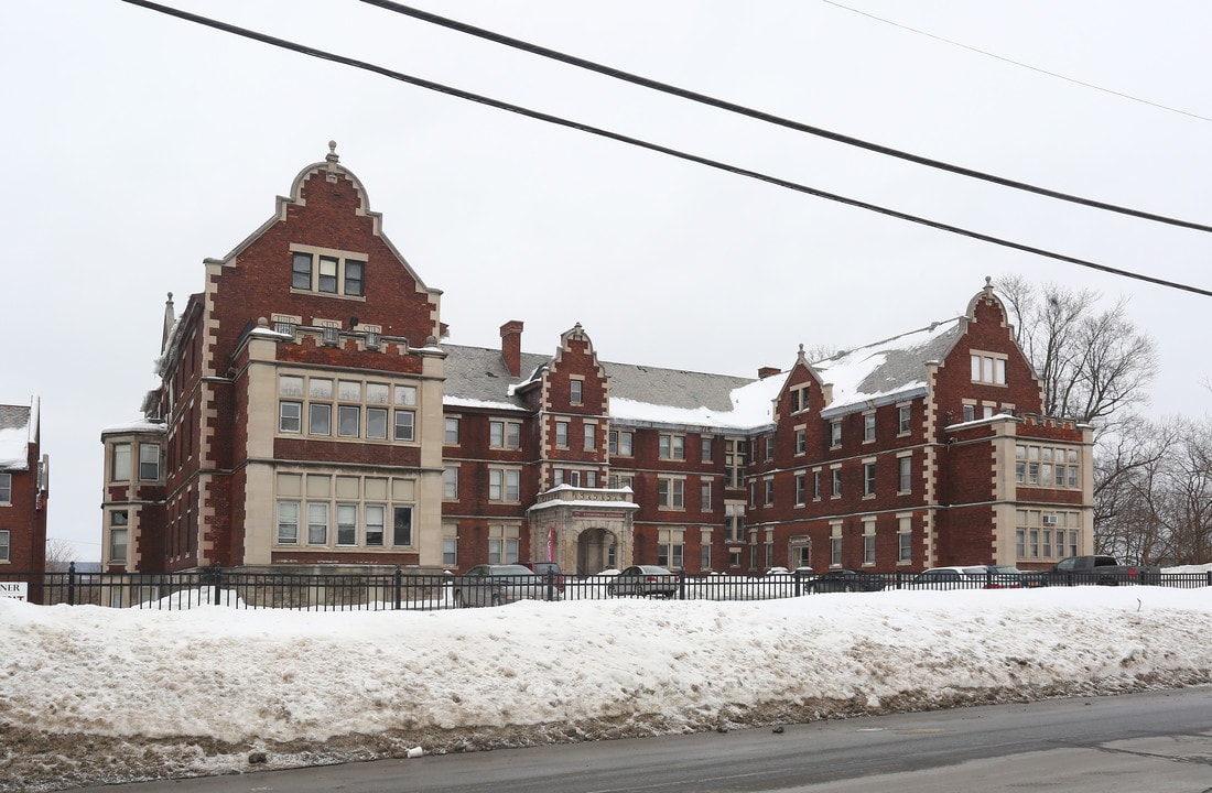 Cathedral Gardens in Utica, NY - Building Photo