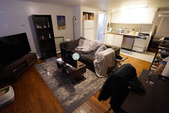 72 Revere St, Unit A in Boston, MA - Building Photo - Building Photo