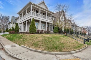 1801A Sevier St, Unit 2109 in Nashville, TN - Building Photo
