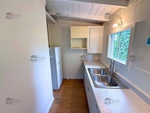 304 N Rios Ave in Solana Beach, CA - Building Photo - Building Photo