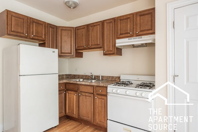 2606 N Kimball Ave, Unit 205