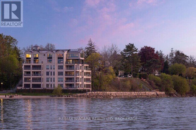 10 Dalhousie Ave in St Catharines, ON - Building Photo - Building Photo