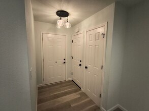 5376 Scenic Ave in Livermore, CA - Building Photo - Building Photo