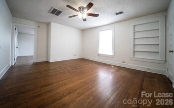 405 N Main St in China Grove, NC - Building Photo - Building Photo