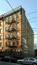 818 Willow Ave in Hoboken, NJ - Building Photo - Building Photo