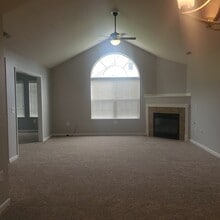 9244 Elizabeth Ln in Mason, OH - Building Photo - Building Photo