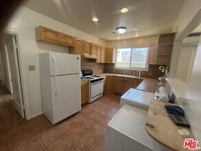 606 N Sycamore Ave in Los Angeles, CA - Building Photo - Building Photo