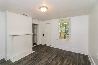 360 5th St in Cedartown, GA - Foto de edificio - Building Photo