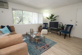 Prospera Village in Stockton, CA - Foto de edificio - Building Photo