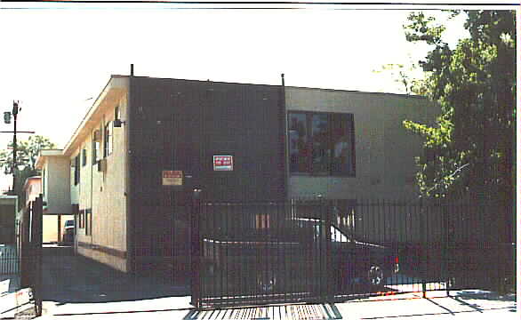 Troost Apartments in North Hollywood, CA - Building Photo - Building Photo