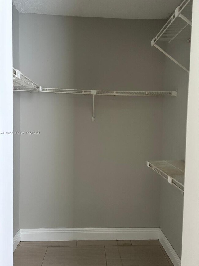 1267 SW 46th Ave in Pompano Beach, FL - Building Photo - Building Photo