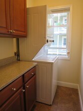 3 Harris St, Unit 2 in Somerville, MA - Building Photo - Building Photo