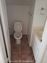 11228 Huston St in Los Angeles, CA - Building Photo - Building Photo