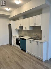 461 Green Rd in Hamilton, ON - Building Photo - Building Photo