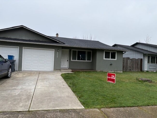 property at 4876-4878 Elderberry Loop