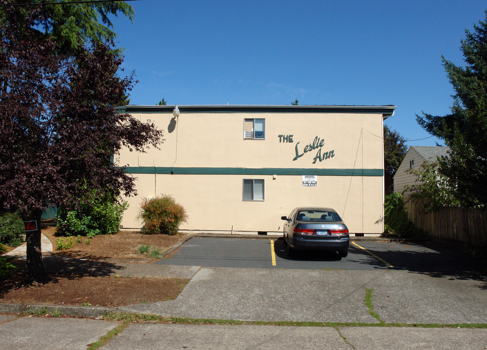 The Leslie Ann Apartments in Salem, OR - Building Photo