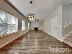 55 Moss Way in Cartersville, GA - Foto de edificio - Building Photo