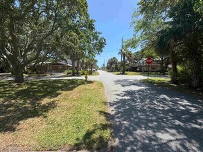 202 E St-Unit -A in St. Augustine, FL - Building Photo - Building Photo