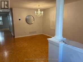 146 Hollywood Hill Cir in Vaughan, ON - Building Photo - Building Photo