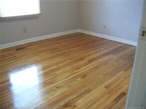 320 Bandera Dr in Fayetteville, NC - Building Photo - Building Photo