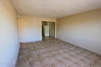 320 S Allen in Mesa, AZ - Building Photo - Building Photo