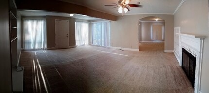 390 N Lanier St in Lyons, GA - Foto de edificio - Building Photo