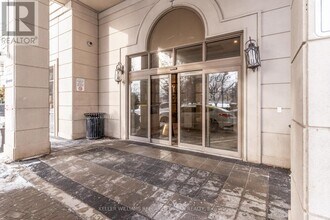 710 Humberwood Blvd in Toronto, ON - Building Photo - Building Photo