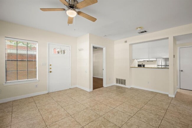 712 W 21st St in Austin, TX - Foto de edificio - Building Photo