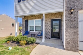 322 Heritage Crossing Dr in Maryville, TN - Building Photo - Building Photo