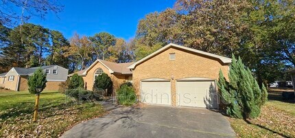 1029 Dulcie Ave in Virginia Beach, VA - Building Photo - Building Photo