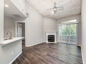 Rancho Mirage in Irving, TX - Foto de edificio - Building Photo