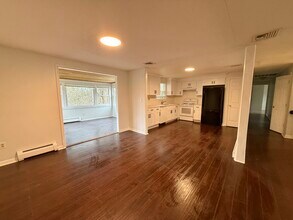 123 Worthington Rd in Glastonbury, CT - Building Photo - Building Photo