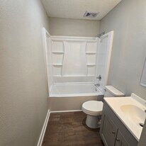 221 Sweet St in Cave City, AR - Building Photo