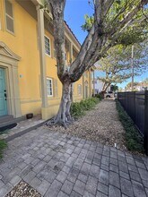 510 76th St in Miami Beach, FL - Building Photo - Building Photo